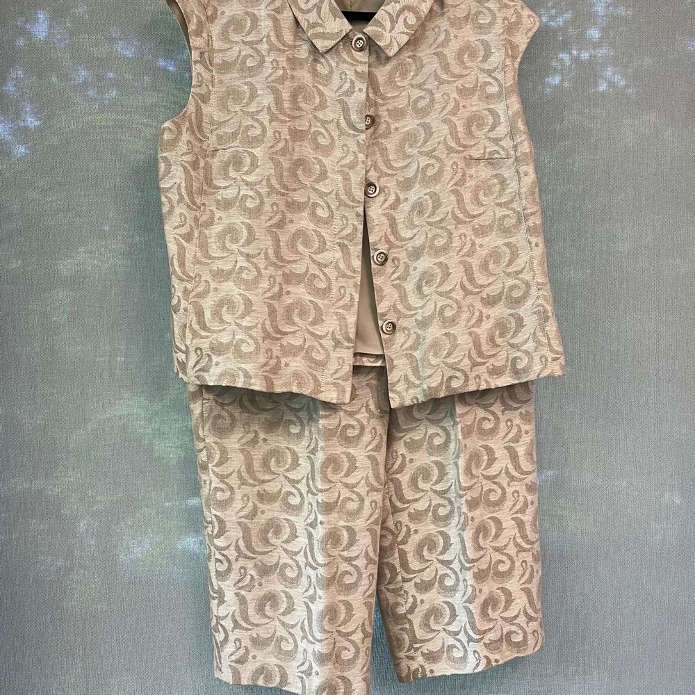Harve Benard 2pc Tan Jacket and Cropped Pant.
